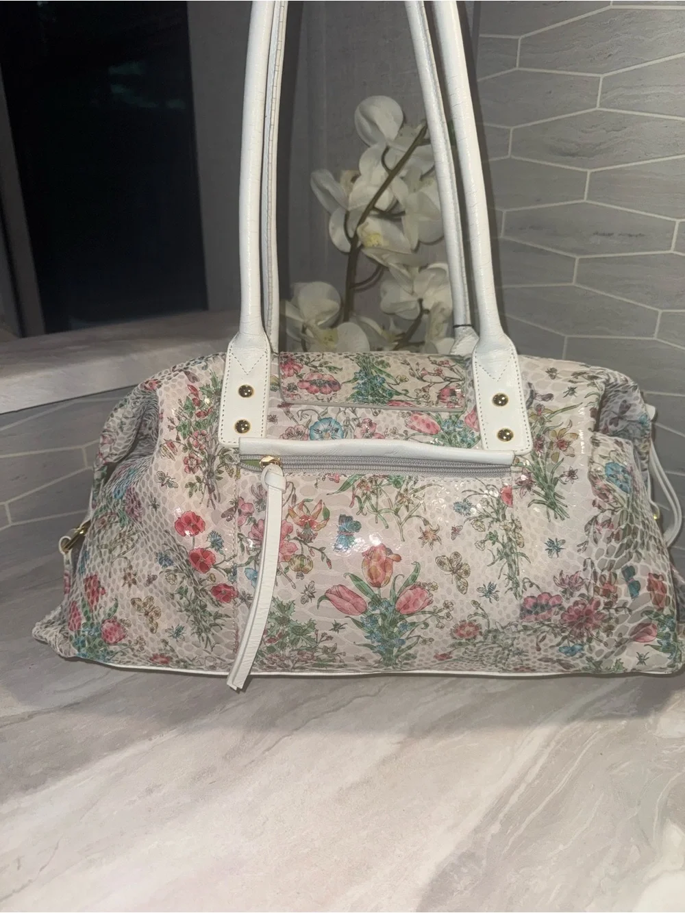 NWT Sharif Shimmer Floral Print Shoulder Bag Gold Tone Hardware & Removal Pouch